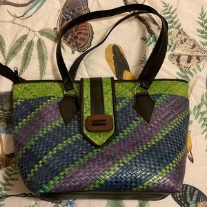 Basket weave tote bag